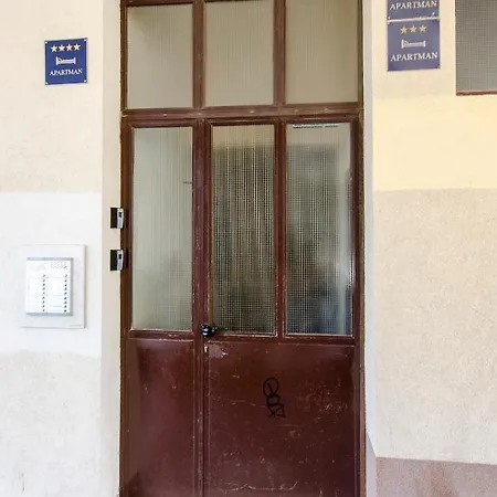 Lanuna Apartment